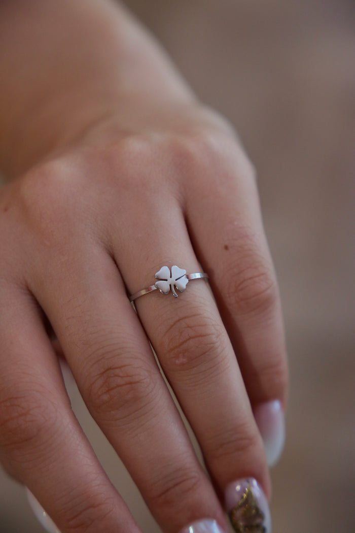 Clover Silver Ring