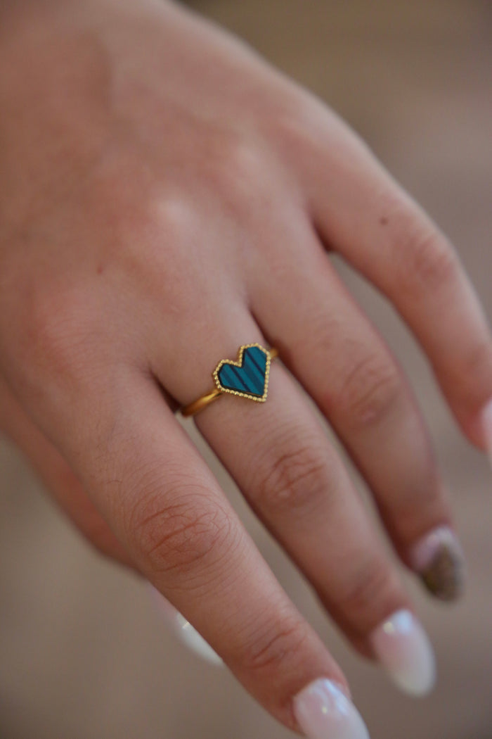 Golden Heart Ring v2