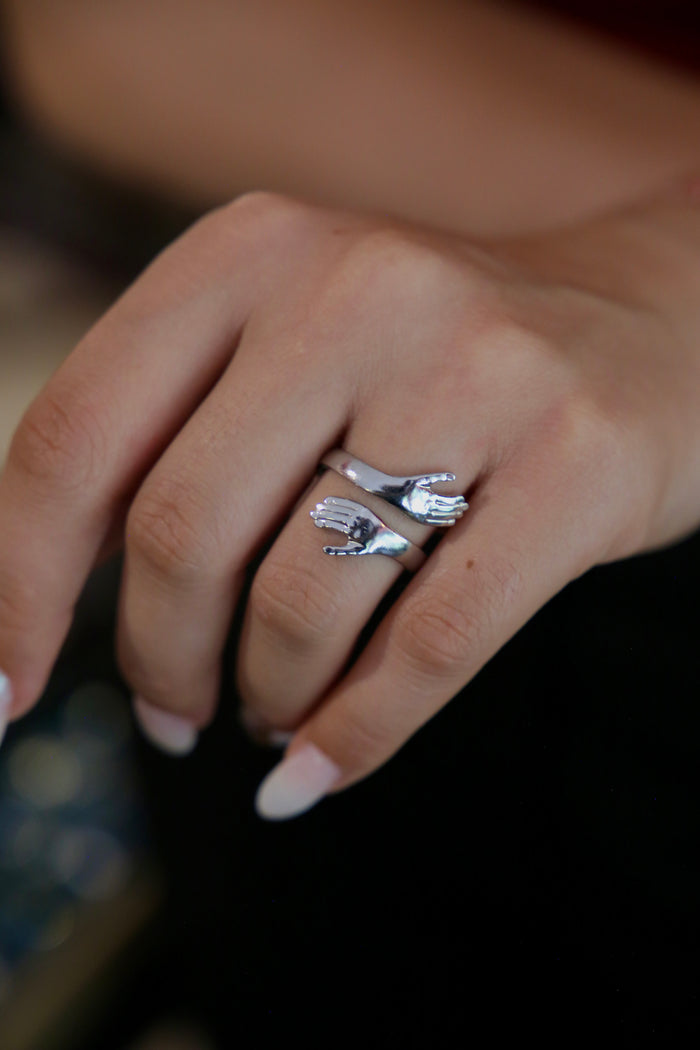 Hug Ring
